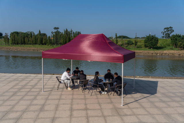 Tente pliante personnalisée 10x15 pieds pour salon commercial, tente publicitaire pour événement extérieur avec cadre en acier