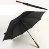 Parapluie de golf moderne en caoutchouc noir avec fonction pliable en polyester pongé et manche droit en bois personnalisable avec logo