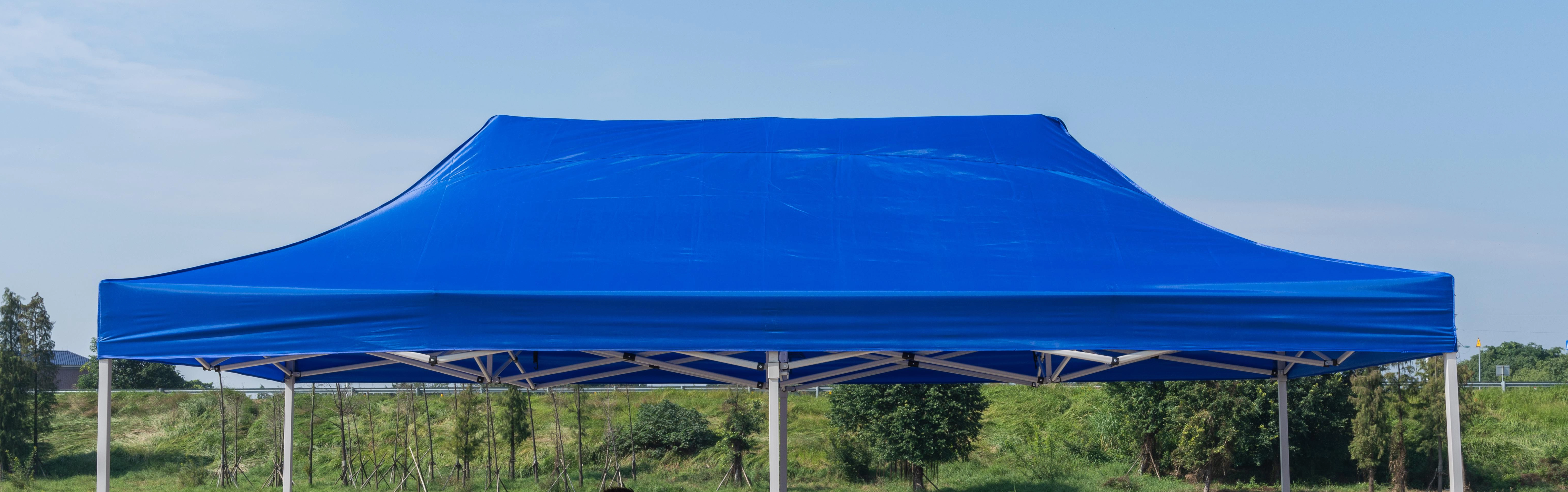 tente de camping en plein air